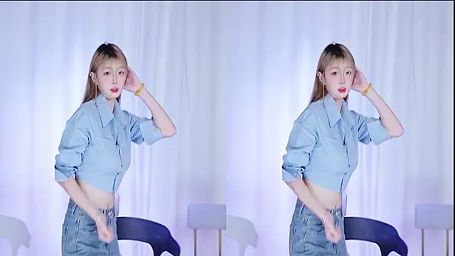 Snapshot of love_18_ chatting on September 24, 2025, 7:17 pm love 18 online show from September 24, 2025, 7:17 pm