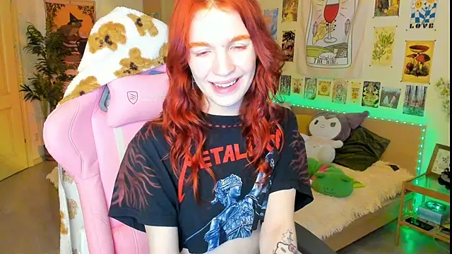 Snapshot of Sunny_Elly chatting on January 14, 2025, 11:31 am Sunny Elly online show from January 14, 2025, 11:31 am