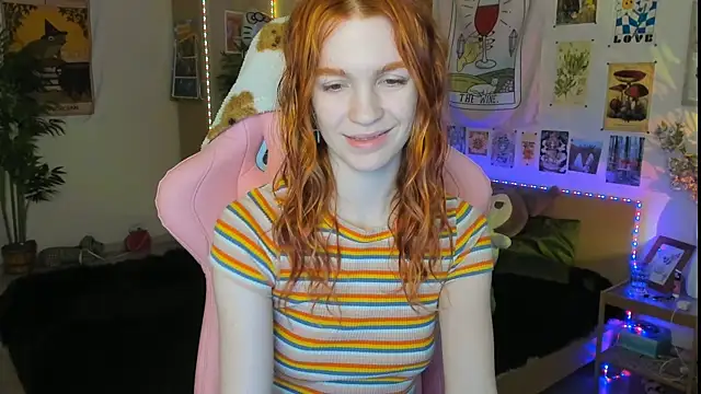 Snapshot of Sunny_Elly chatting on March 21, 2025, 8:39 am Sunny Elly online show from March 21, 2025, 8:39 am