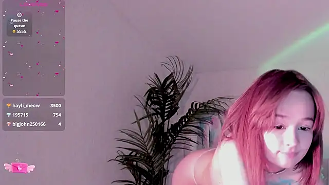 Snapshot of Mary_uw chatting on February 28, 2025, 11:25 am Mary uw online show from February 28, 2025, 11:25 am