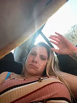 hotNReady6969 online show from February 21, 2025, 7:54 pm