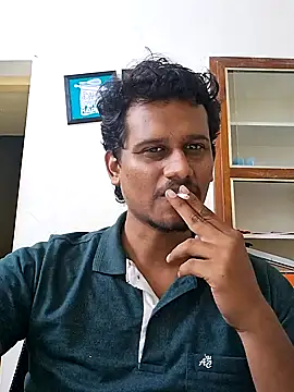 Long Laster online show from December 4, 2024, 4:49 pm