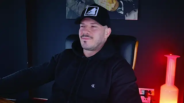 AngeloEric online show from December 16, 2024, 6:43 am