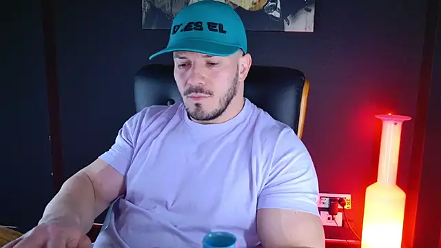 AngeloEric online show from January 6, 2025, 4:02 pm