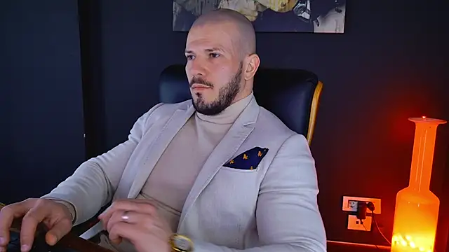 AngeloEric online show from February 5, 2025, 11:02 am