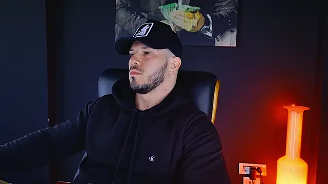 AngeloEric online show from March 20, 2025, 5:46 am