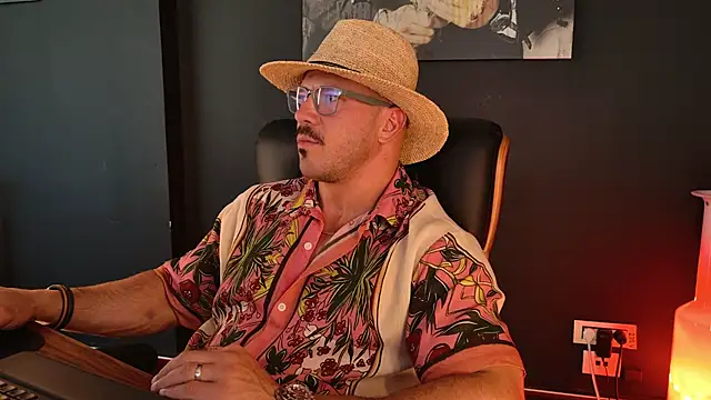 AngeloEric online show from September 20, 2025, 10:16 am