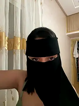 jijijoudia online show from September 23, 2025, 11:19 pm