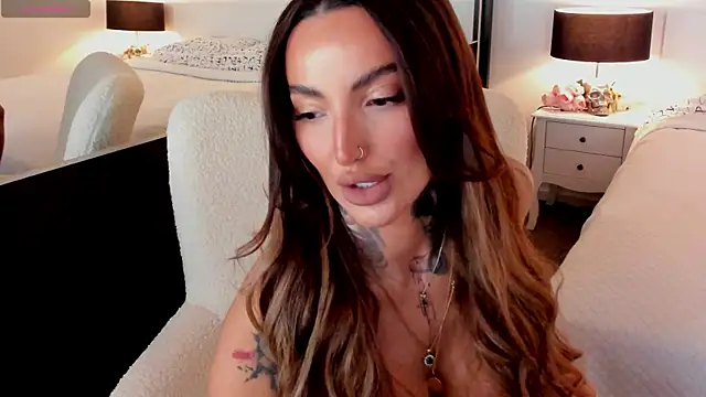 NatalyThorn88 online show from March 11, 2025, 12:06 pm