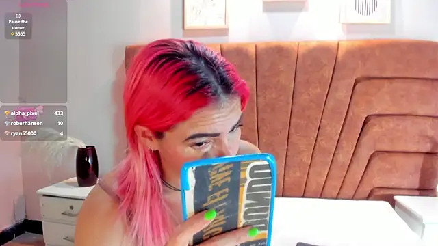 Snapshot of NIKI_SANTANA chatting on January 22, 2025, 4:13 am NIKI SANTANA online show from January 22, 2025, 4:13 am