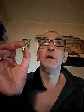 Snapshot of Nylonschlampe510 chatting on September 11, 2025, 1:49 am Nylonschlampe510 online show from September 11, 2025, 1:49 am