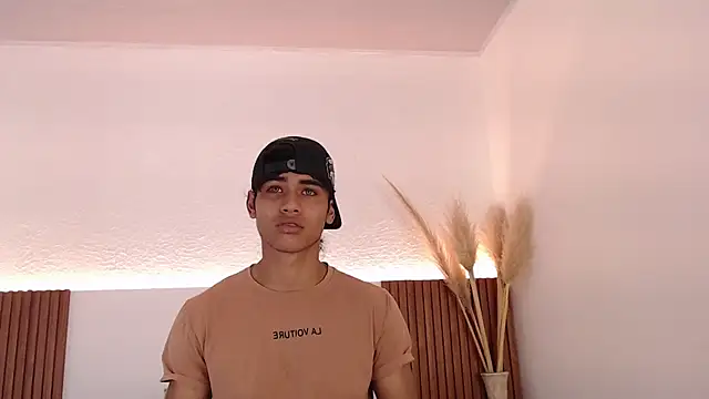 zander 2120 online show from December 6, 2024, 2:06 pm