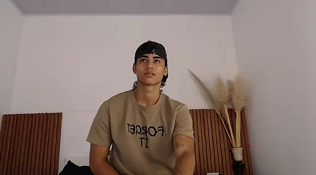 zander 2120 online show from January 16, 2025, 1:36 pm