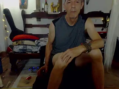 laye19 online show from September 13, 2025, 1:38 am