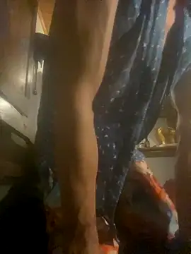 laye19 online show from October 22, 2025, 4:24 am