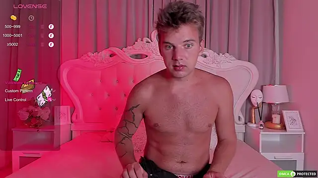 ArthurWhitee online show from November 27, 2025, 3:19 am