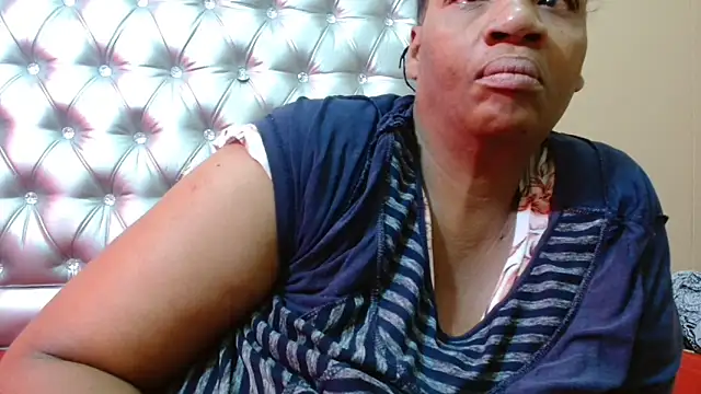 tinagiant online show from September 16, 2025, 5:30 am