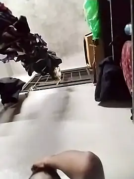 Alokraj373990 online show from November 2, 2025, 7:27 pm