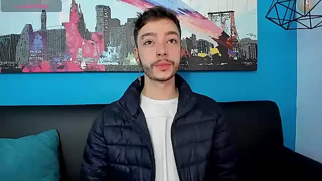 Snapshot of noah_ricci chatting on December 11, 2024, 12:02 pm noah ricci online show from December 11, 2024, 12:02 pm