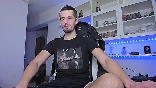 Snapshot of ToddClaytonn chatting on December 6, 2024, 1:22 pm ToddClaytonn online show from December 6, 2024, 1:22 pm