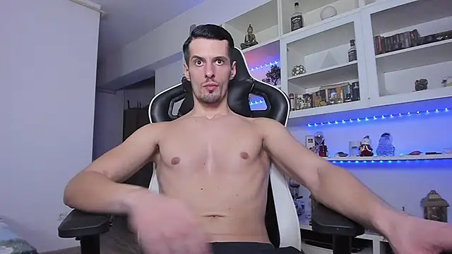 Snapshot of ToddClaytonn chatting on January 10, 2025, 1:21 am ToddClaytonn online show from January 10, 2025, 1:21 am