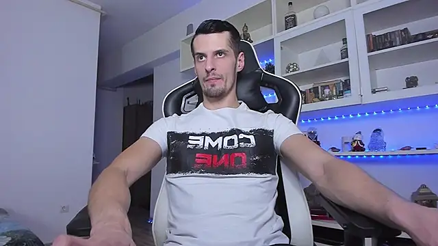 Snapshot of ToddClaytonn chatting on January 12, 2025, 12:28 am ToddClaytonn online show from January 12, 2025, 12:28 am