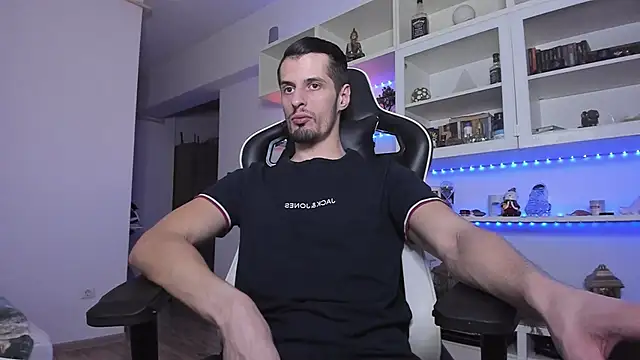 Snapshot of ToddClaytonn chatting on January 22, 2025, 1:31 am ToddClaytonn online show from January 22, 2025, 1:31 am