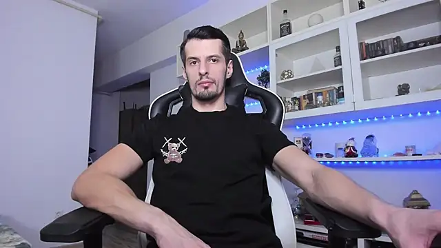 Snapshot of ToddClaytonn chatting on January 23, 2025, 2:12 am ToddClaytonn online show from January 23, 2025, 2:12 am