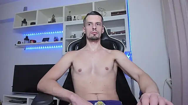 Snapshot of ToddClaytonn chatting on September 29, 2025, 8:30 am ToddClaytonn online show from September 29, 2025, 8:30 am