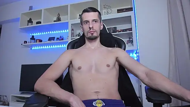 Snapshot of ToddClaytonn chatting on October 6, 2025, 8:17 pm ToddClaytonn online show from October 6, 2025, 8:17 pm