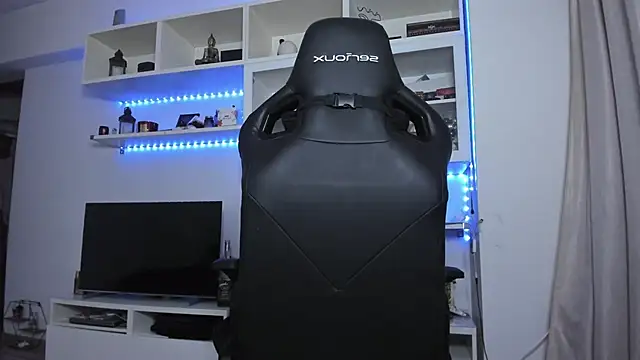 Snapshot of ToddClaytonn chatting on November 2, 2025, 12:24 am ToddClaytonn online show from November 2, 2025, 12:24 am