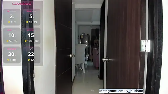 emily huddson  online show from October 11, 2025, 8:51 pm