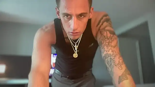 PeytonJohnn online show from September 24, 2025, 5:16 pm