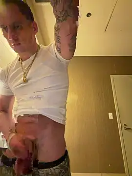 PeytonJohnn online show from November 15, 2025, 8:11 am