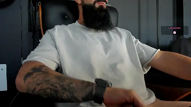 axxelrich  online show from September 14, 2025, 5:39 am