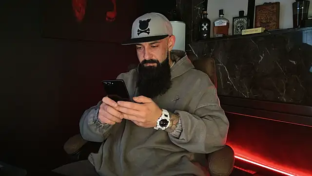 axxelrich  online show from November 20, 2025, 7:08 am