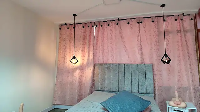 VioletaScott  online show from January 11, 2025, 3:42 pm