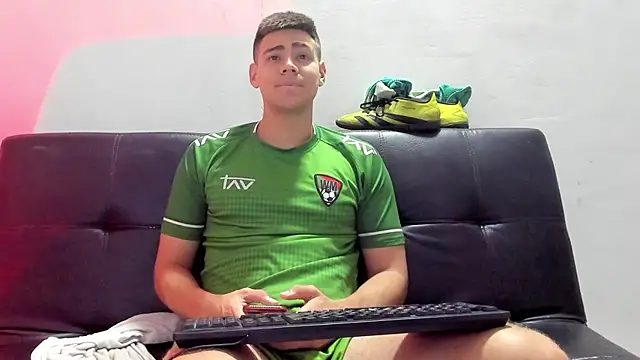 Snapshot of Brian_cx chatting on January 25, 2025, 12:26 pm Brian cx online show from January 25, 2025, 12:26 pm