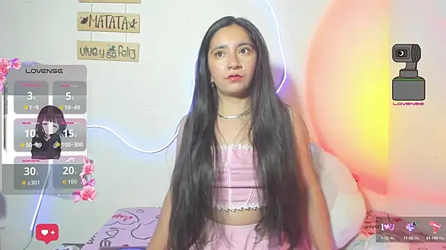 litle mily  online show from October 1, 2025, 12:38 am