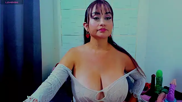 IsaSixty9 online show from February 27, 2025, 10:20 pm