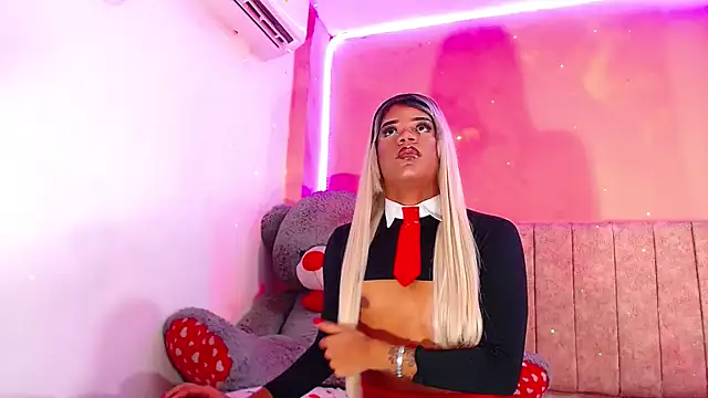 vanessa nauthygirls online show from February 24, 2025, 7:41 pm