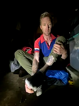 bentoverblonde online show from October 25, 2025, 9:42 pm