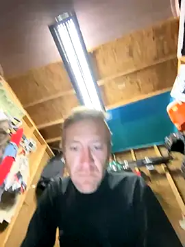 bentoverblonde online show from November 2, 2025, 2:58 am