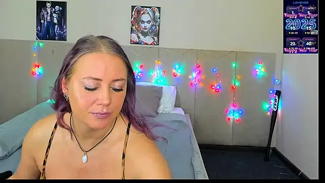 MuscleXXXBarbie online show from February 7, 2025, 6:13 pm