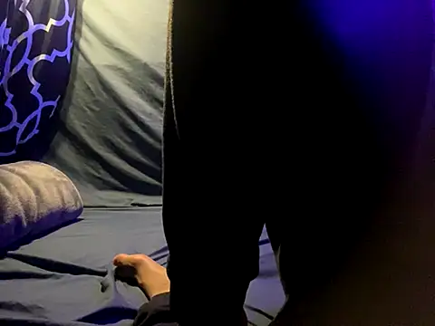 BigMac1596 online show from October 11, 2025, 1:42 pm