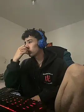 gojo satoru 18 online show from October 13, 2025, 5:02 pm