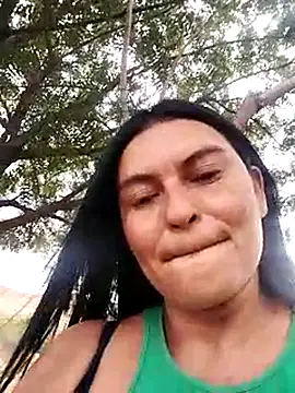 Horny-Mommy-Dirty online show from March 13, 2025, 8:00 pm