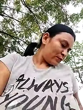 Horny-Mommy-Dirty online show from March 15, 2025, 2:34 pm