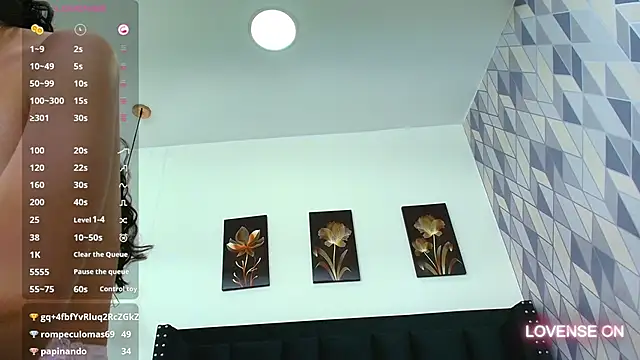 Beautifulskinny18 online show from January 28, 2025, 7:42 pm