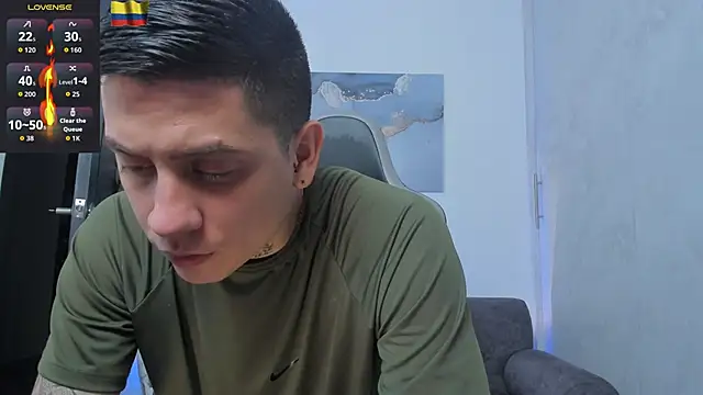 Snapshot of Yeiko_Romero_ chatting on October 21, 2025, 5:46 pm Yeiko Romero online show from October 21, 2025, 5:46 pm
